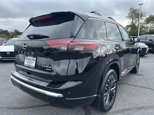2025 Nissan Rogue Platinum