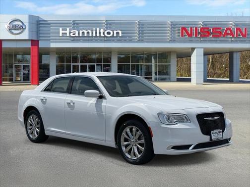 2022 Chrysler 300 Touring