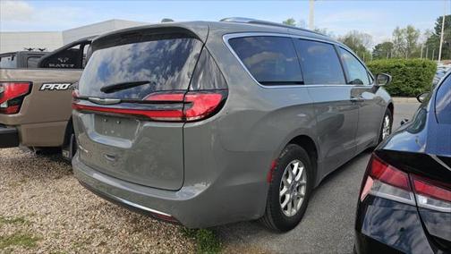 2021 Chrysler Pacifica Touring L