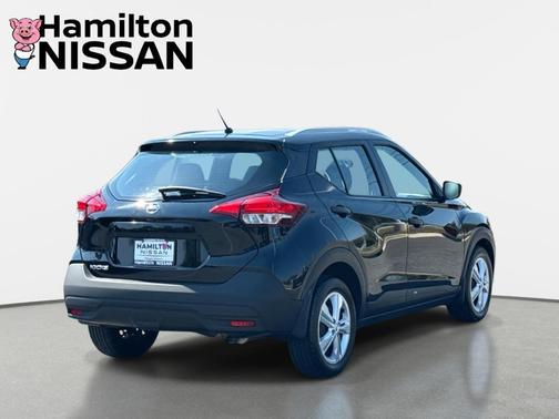 2018 Nissan Kicks S