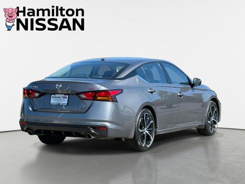 2025 Nissan Altima SR