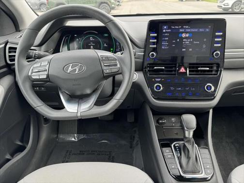 2021 Hyundai IONIQ Plug-In Hybrid SEL