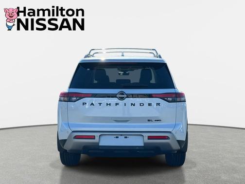 2025 Nissan Pathfinder SL 4WD