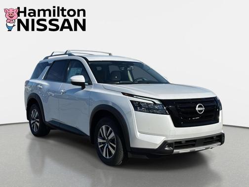 2025 Nissan Pathfinder SL 4WD