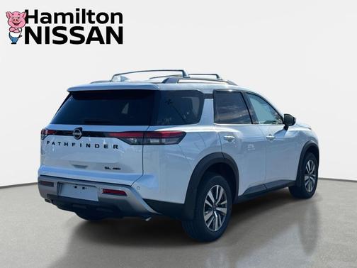2025 Nissan Pathfinder SL 4WD