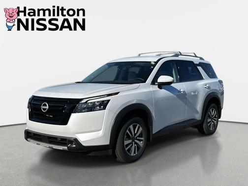 2025 Nissan Pathfinder SL 4WD