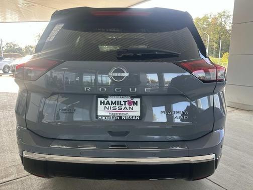2025 Nissan Rogue Platinum