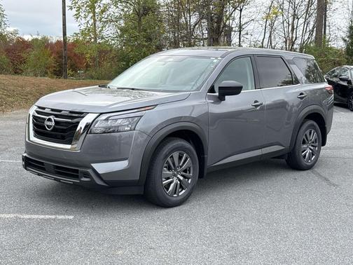 2025 Nissan Pathfinder S 4WD