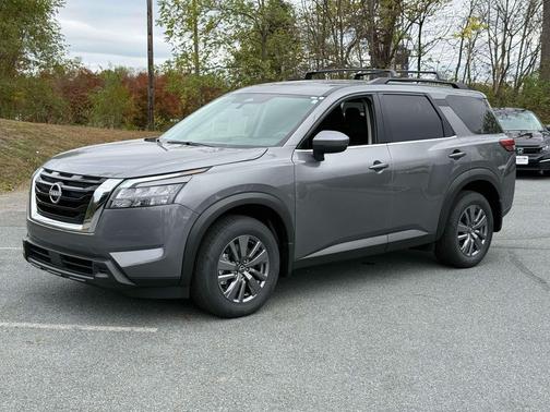 2025 Nissan Pathfinder SV 4WD