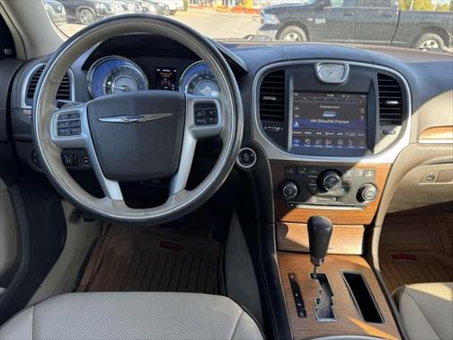 2012 Chrysler 300C Luxury Series