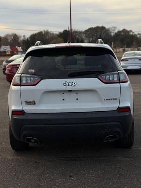 2020 Jeep Cherokee Altitude