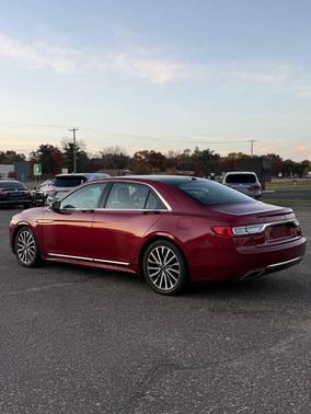 2017 Lincoln Continental Select