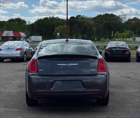 2016 Chrysler 300 S