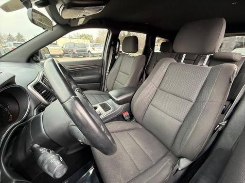 2020 Jeep Grand Cherokee Laredo
