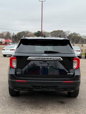 2021 Ford Explorer XLT AWD 4dr SUV