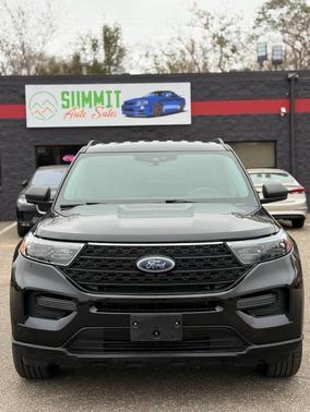 2021 Ford Explorer XLT AWD 4dr SUV
