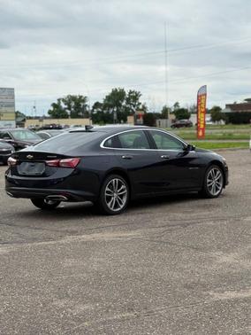 2022 Chevrolet Malibu FWD Premier