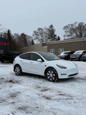 2021 Tesla Model Y Long Range Dual Motor All-Wheel Drive