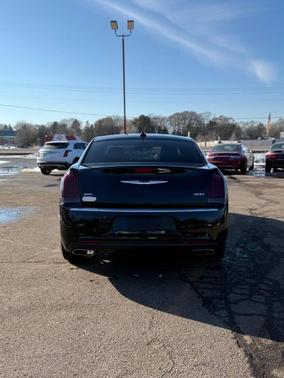 2018 Chrysler 300 Limited