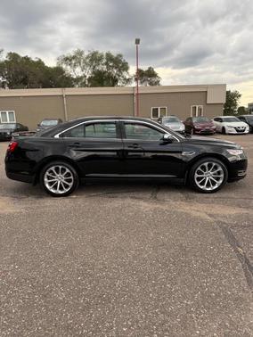 2018 Ford Taurus Limited