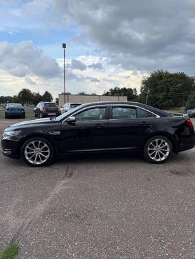 2018 Ford Taurus Limited