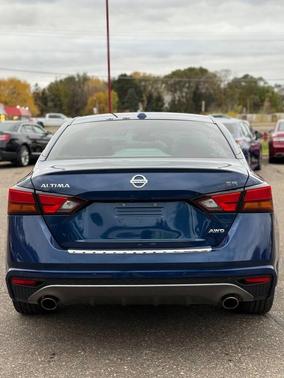 2021 Nissan Altima SR Intelligent AWD