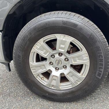 2017 Nissan Titan SV