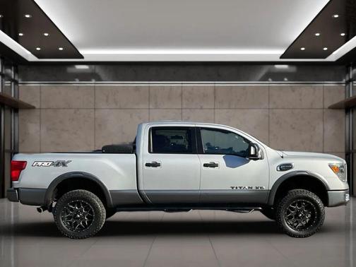 2017 Nissan Titan XD PRO-4X