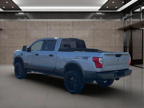 2017 Nissan Titan XD PRO-4X