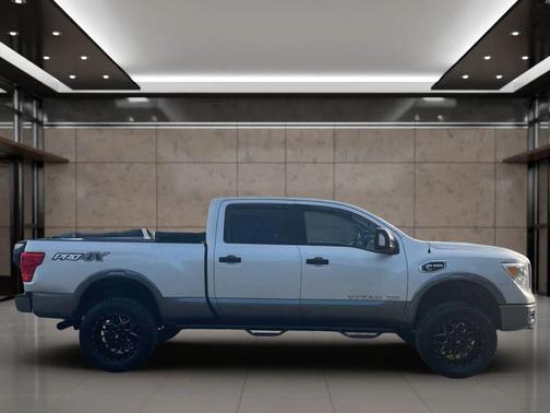 2017 Nissan Titan XD PRO-4X