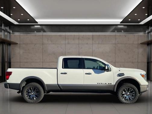 2019 Nissan Titan XD Platinum Reserve