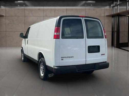 2017 GMC Savana 2500 Work Van