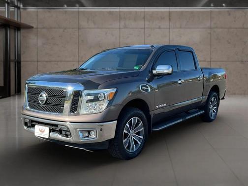 2017 Nissan Titan SL
