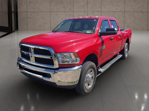 2017 RAM 2500 Tradesman Crew Cab 4x4 6'4' Box