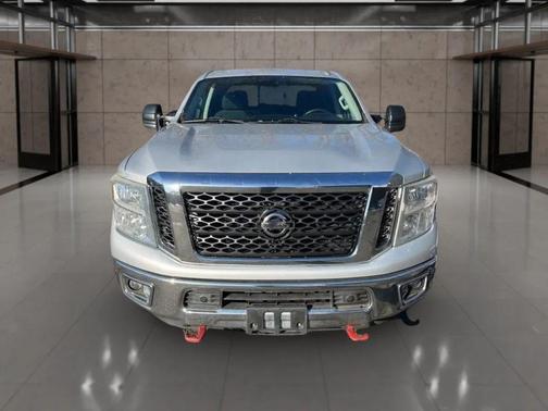 2016 Nissan Titan XD SV