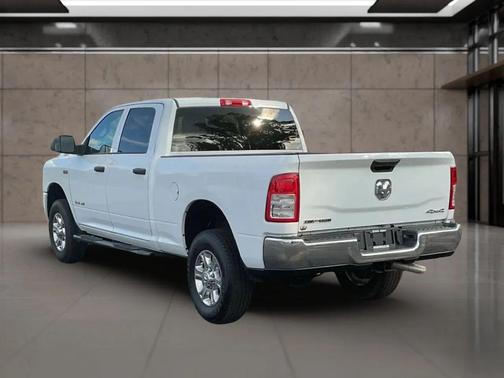 2021 RAM 2500 Tradesman Crew Cab 4x4 6'4' Box