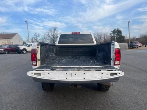 2018 RAM 2500 Tradesman Crew Cab 4x4 8' Box