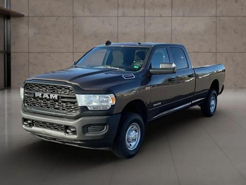 2021 RAM 2500 Tradesman Crew Cab 4x4 8' Box