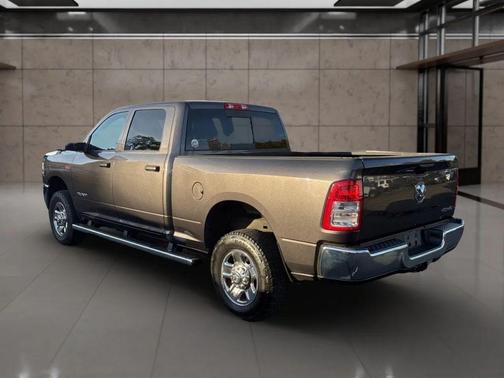 2021 RAM 2500 Tradesman Crew Cab 4x4 6'4' Box