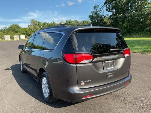 2020 Chrysler Voyager LXI