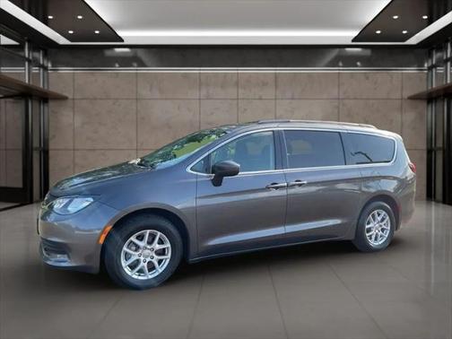 2020 Chrysler Voyager LXI