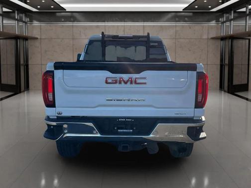 2021 GMC Sierra 2500 SLT