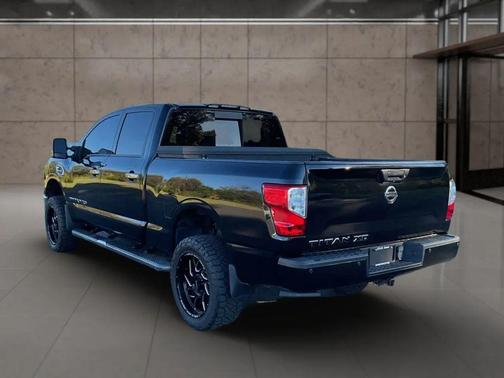 2018 Nissan Titan XD SV