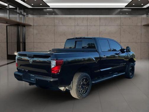 2018 Nissan Titan XD SV