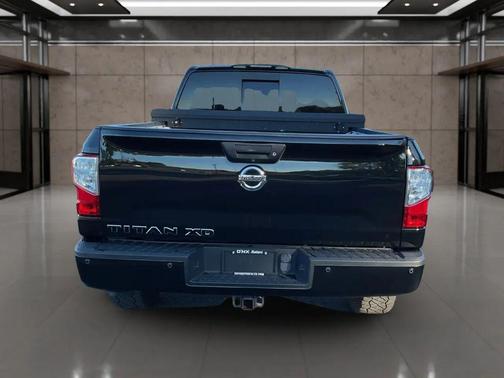 2018 Nissan Titan XD SV