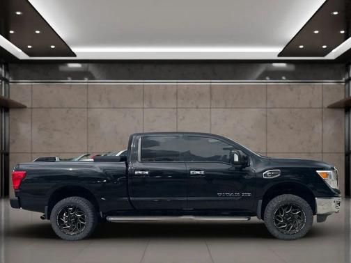 2018 Nissan Titan XD SV