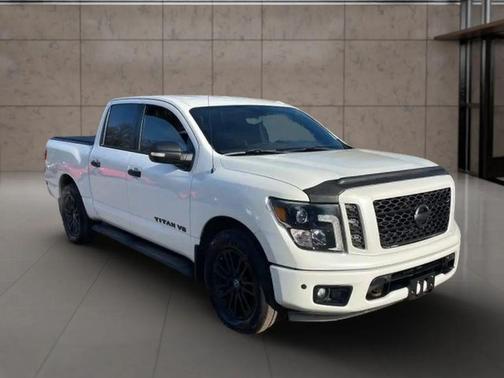 2018 Nissan Titan SV
