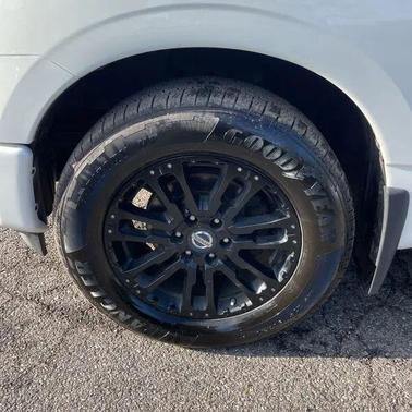 2018 Nissan Titan SV