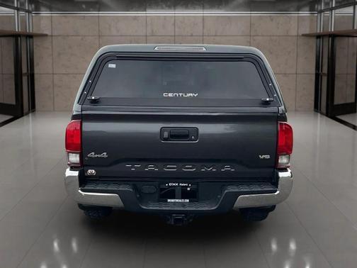 2018 Toyota Tacoma SR5