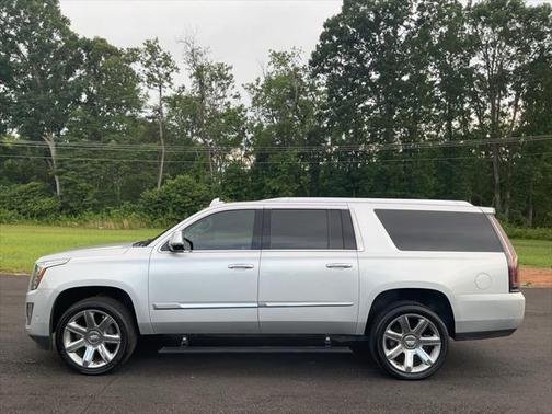 2019 Cadillac Escalade ESV Luxury